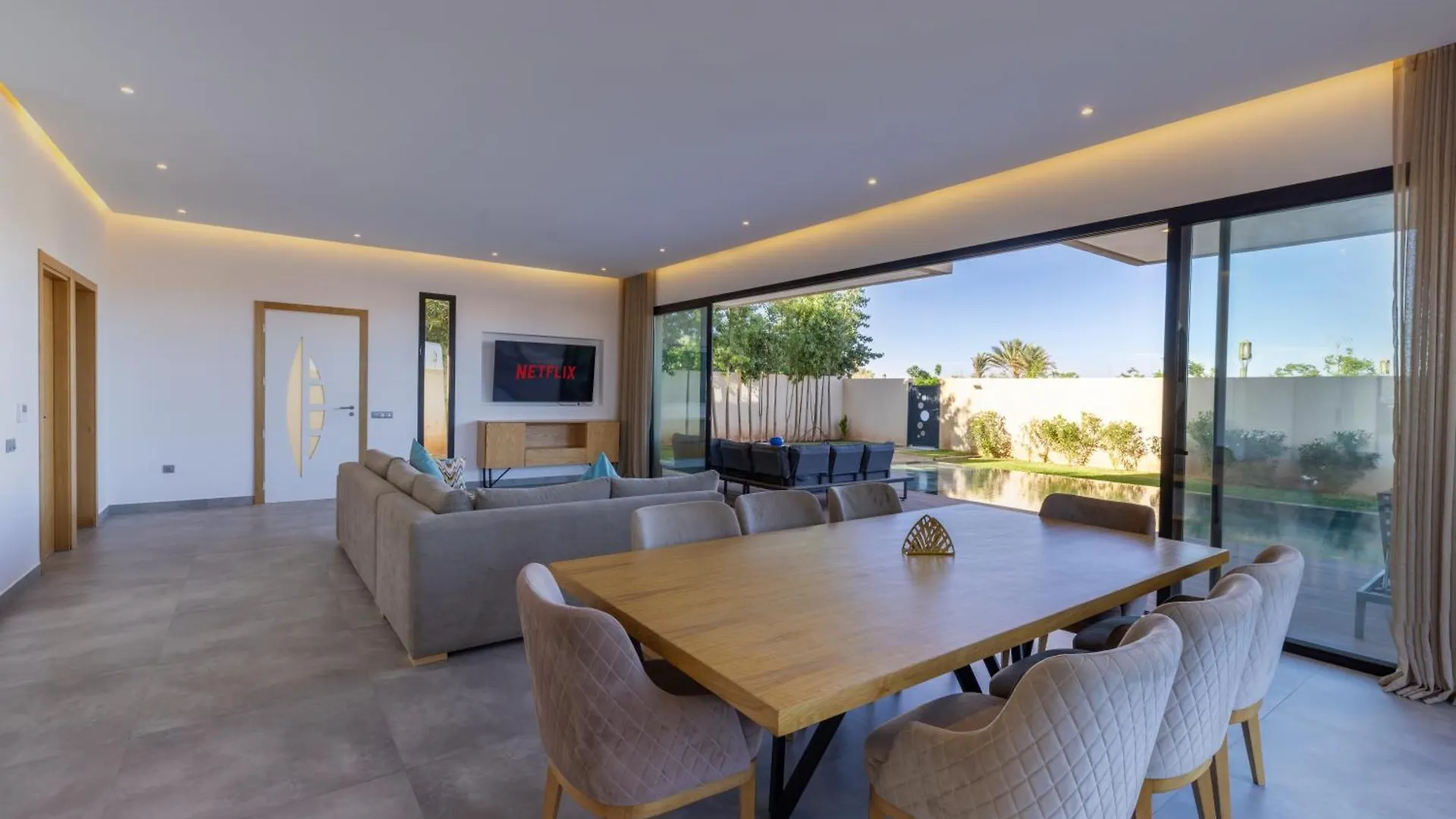 Villa Amel - Piscine Au Golf Amelkis مراكش 0*,